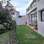 Surf & Guest Lorena's House Affittacamere