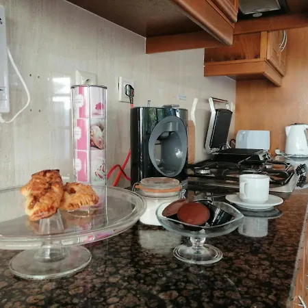 Surf & Guest Lorena's House Penzion