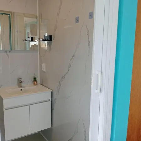 Guest house Surf & Guest Lorena's House