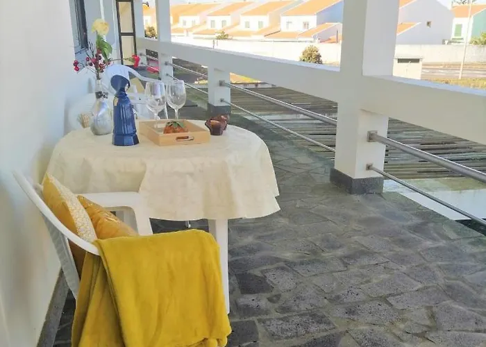 Πανσιόν Surf & Guest Lorena's House