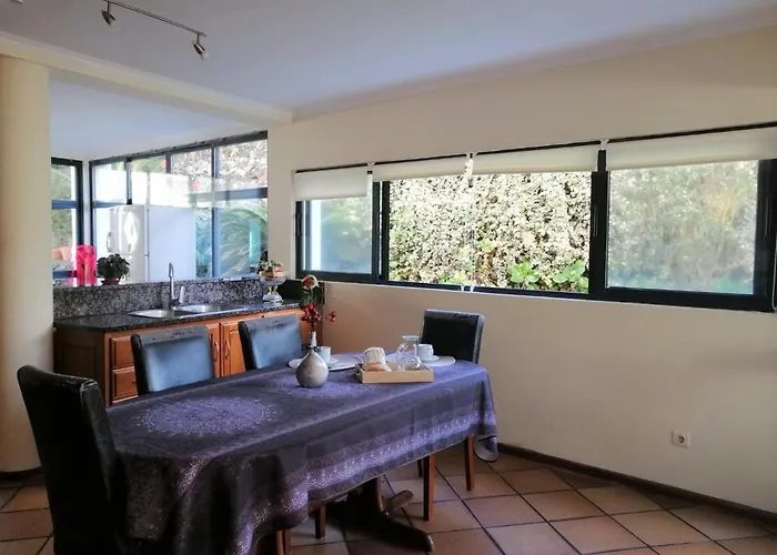 Surf & Guest Lorena's House Penzion 3*