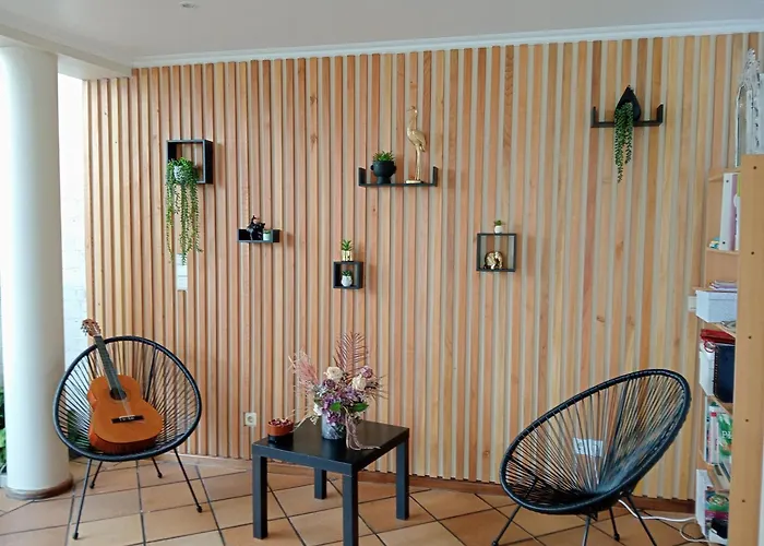 Surf & Guest Lorena's House Πανσιόν Ribeira Grande