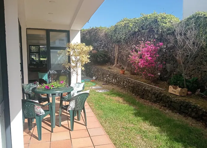 Surf & Guest Lorena's House